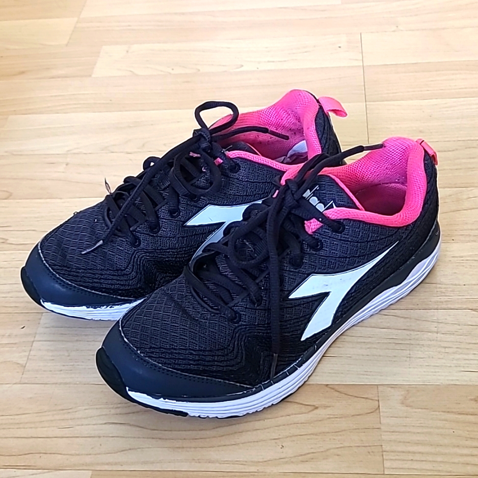 Diadora Women Athletic Black Shoes Size 7